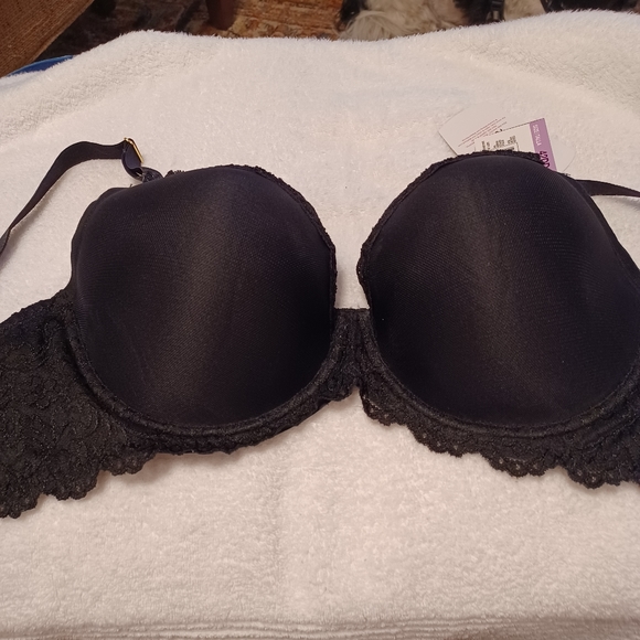 NWT Black Bra 42E (DD) Soft Lace Comfort Straps Back Smoothing - Picture 2 of 8